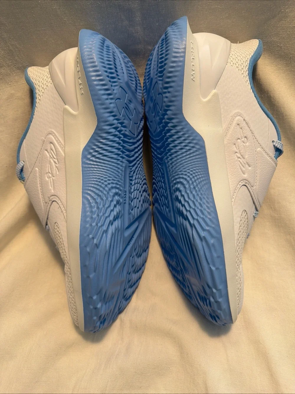 Under Armour Curry Fox 2 -Blue Flame Men’s size 11